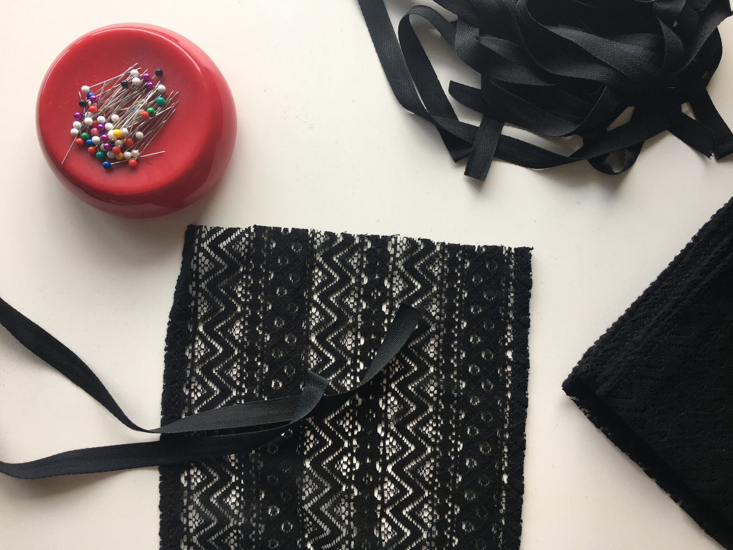 PDF Sewing Pattern and Tutorial - Full Coverage Headcovering Snood