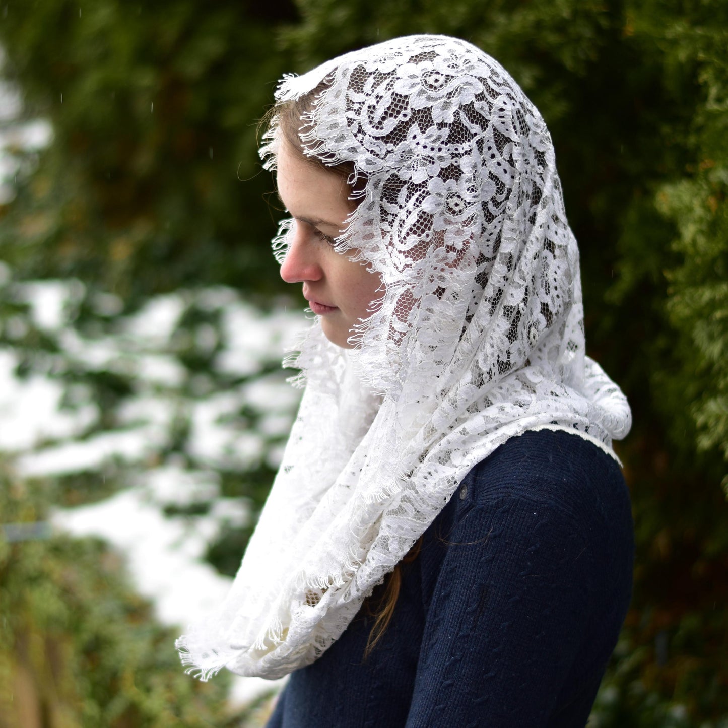 Warm White Chantilly Lace Infinity Chapel Veil