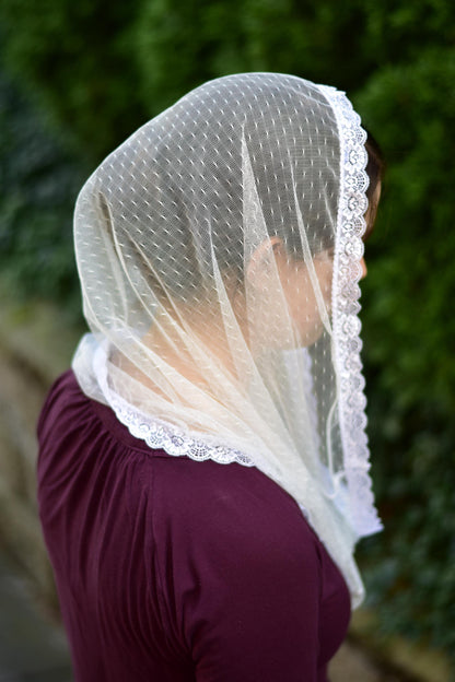 Lightweight Tulle Infinity Veil