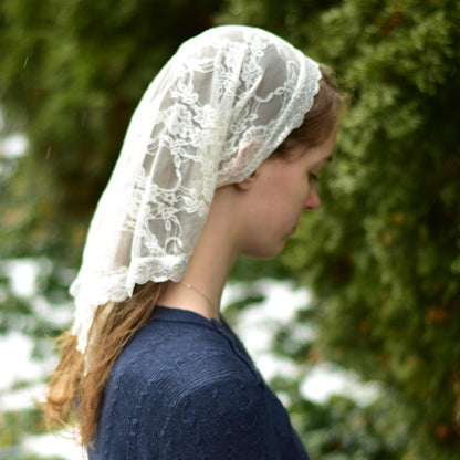 Kerchief Veil: Lightweight Head Covering, Chapel Mantilla
