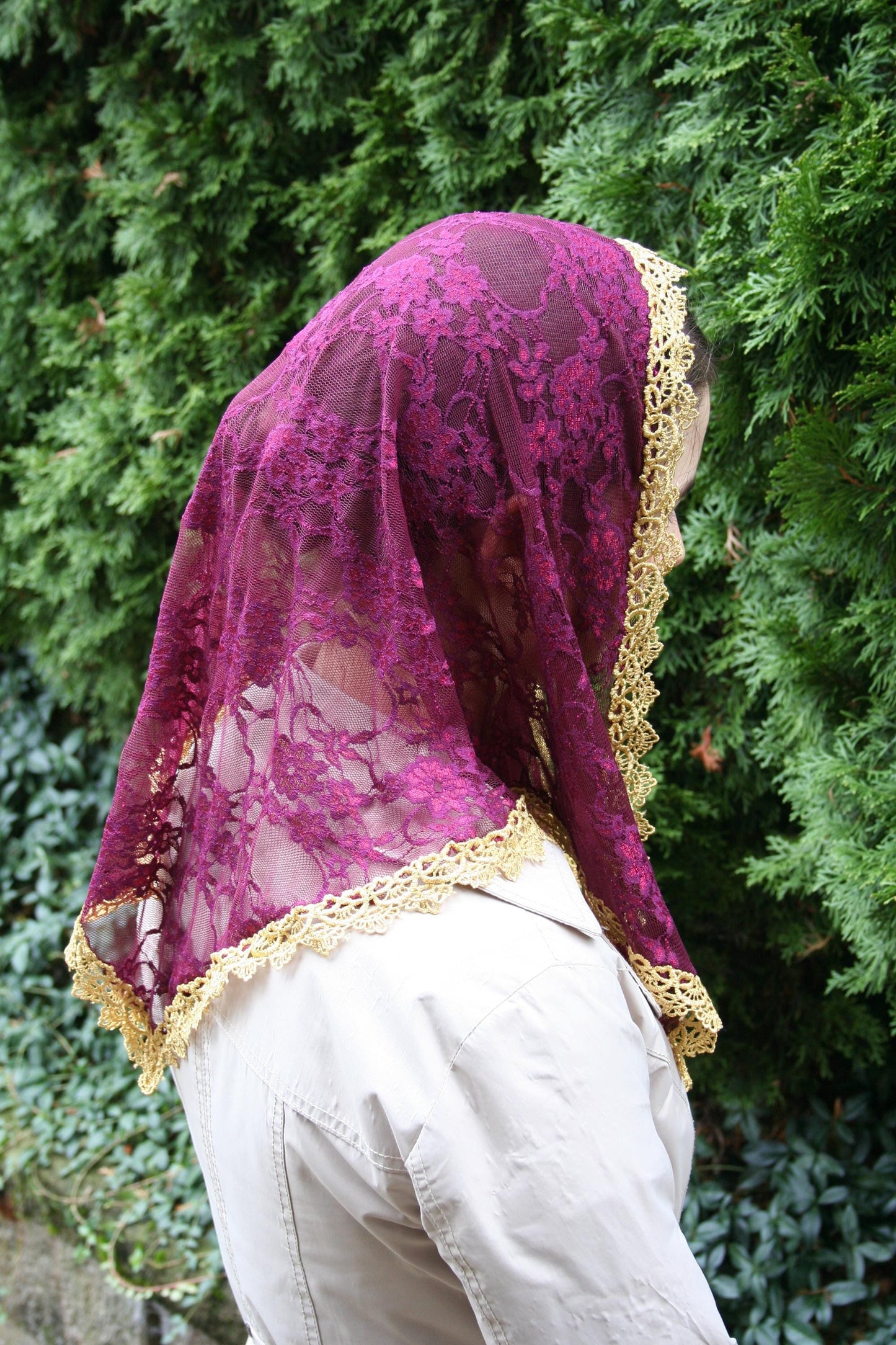 Burgundy Triangle Shape Veil