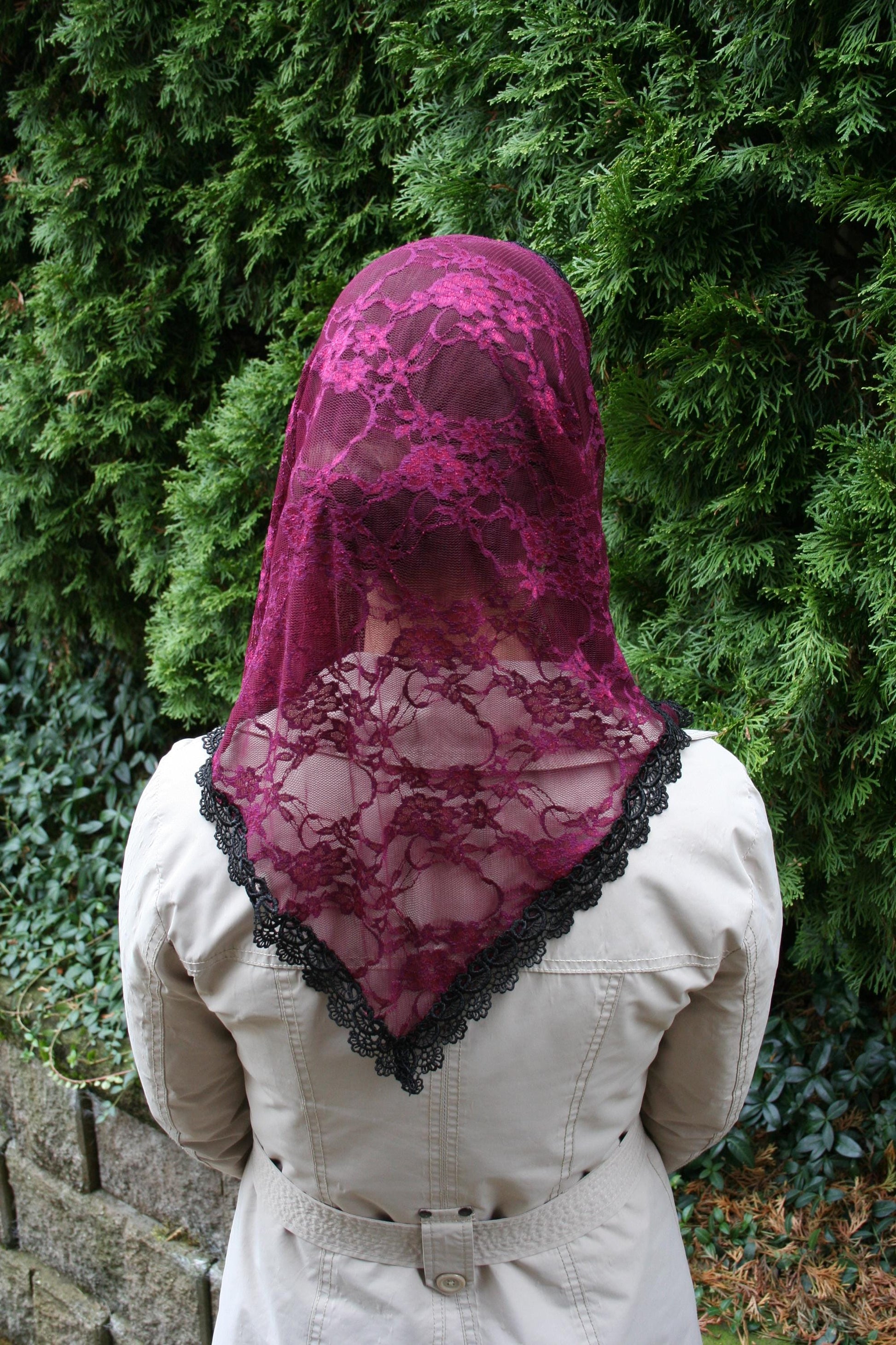 Burgundy Triangle Shape Veil