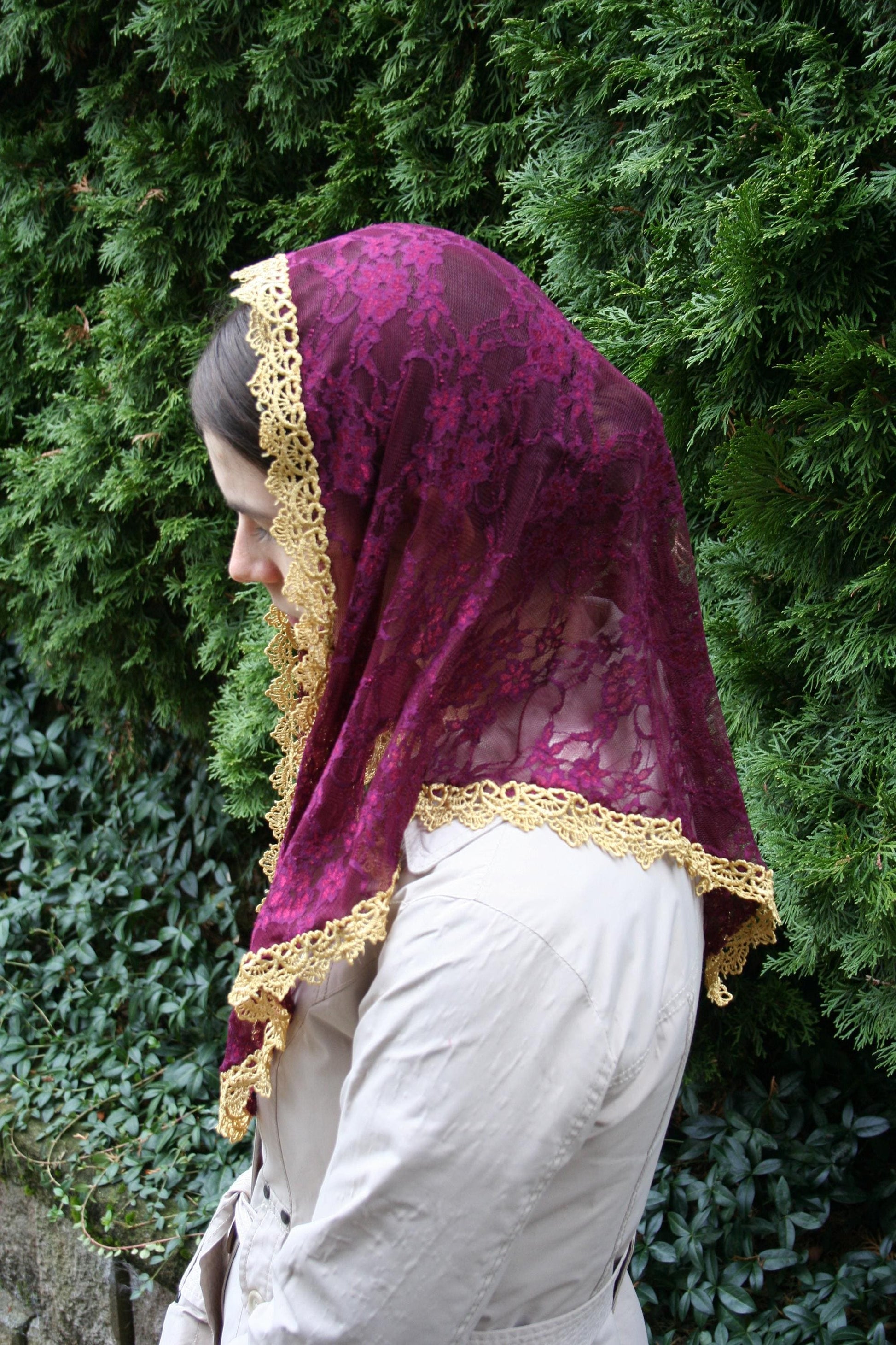 Burgundy Triangle Shape Veil