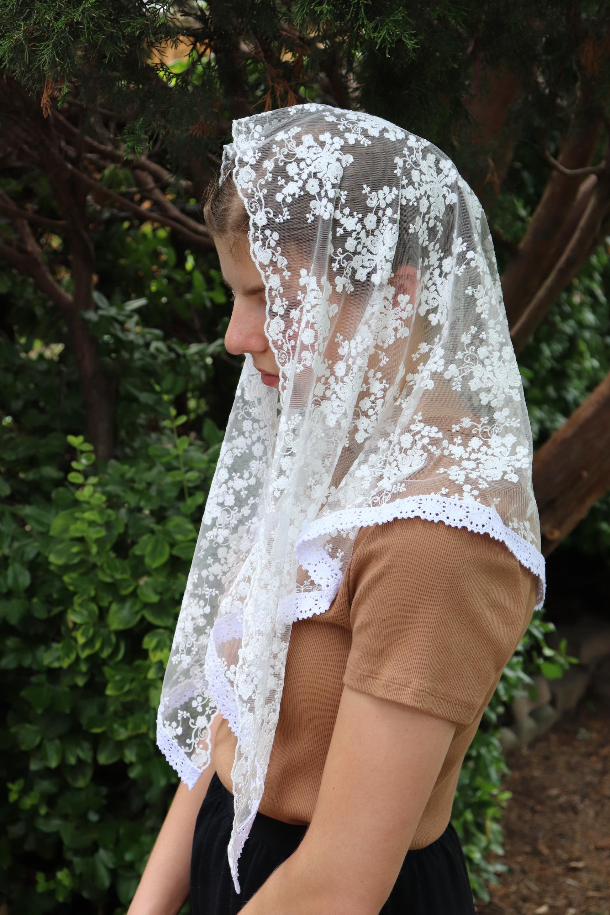 White Cotton Embroidered Rounded Triangle Veil - Headcovering - Headscarf - Chapel Veil - Mantilla - Silver Stitching Co
